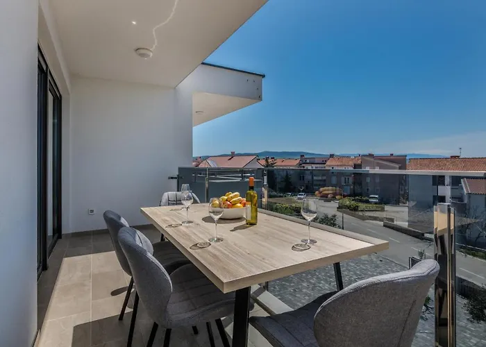 Divine Apartamento Krk Town